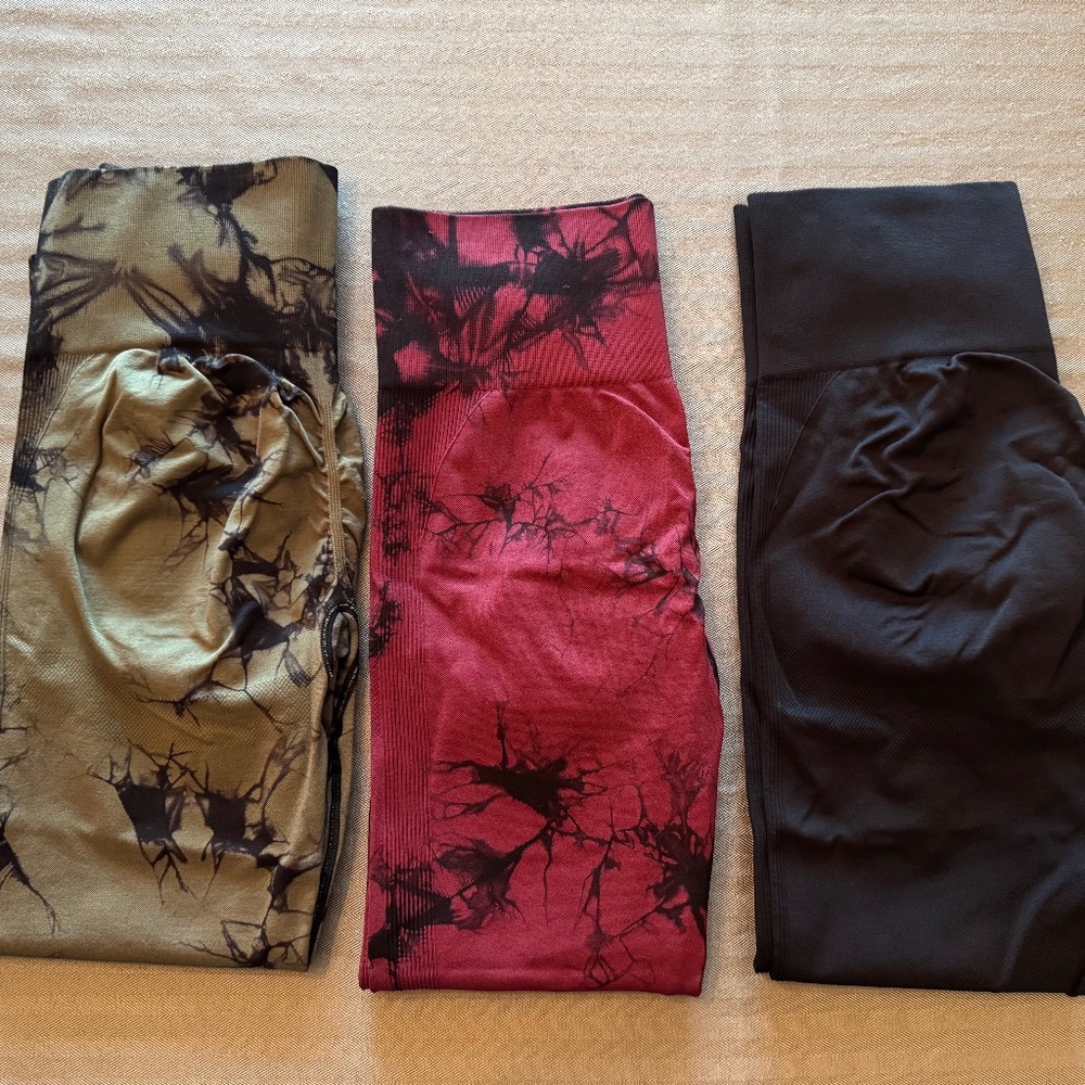 CHRLeisure 3 piece workout leggings